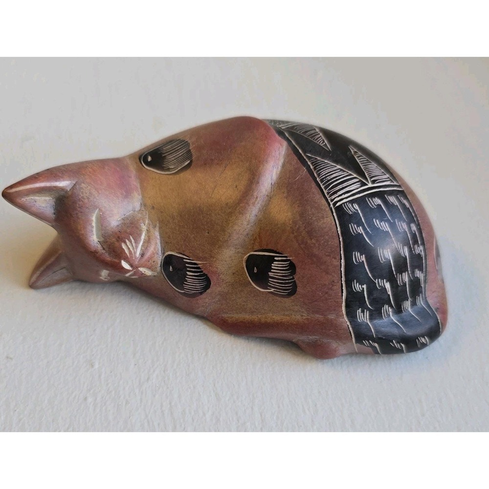 Handcrafted Kenyan Sleeping Cat Figurine Martin Gaiti Signed African Art Wood - Picture 1 of 6